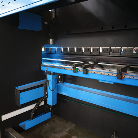 Máquina de dobra hidráulica de freio de prensa CNC de 200 toneladas barata 3 + 1 eixo