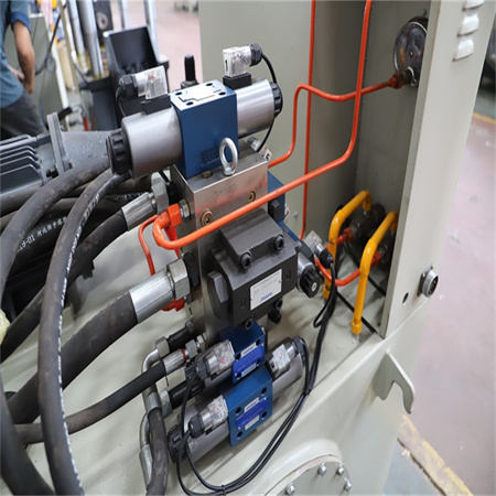 Prensa de estampagem profunda do Pacífico para máquina de prensa hidráulica de quatro colunas para peças de carroceria/pára-choques de carro