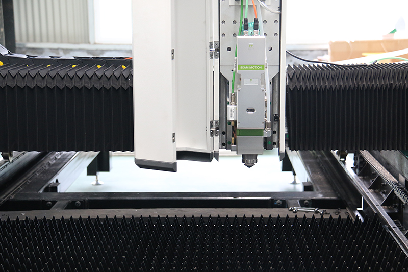 Máquina de corte a laser de fibra de chapa e tubo redondo CNC para chapas e tubos
